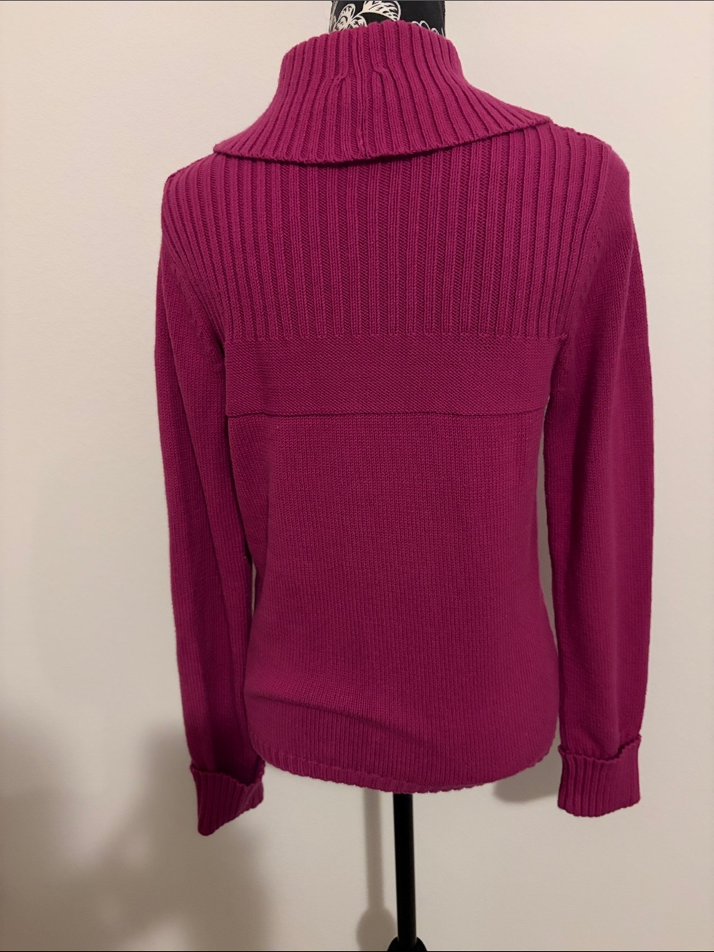 Rafaella Deep Pink Button-Front Ribbed Yoke Cardigan - Picture 4 of 8